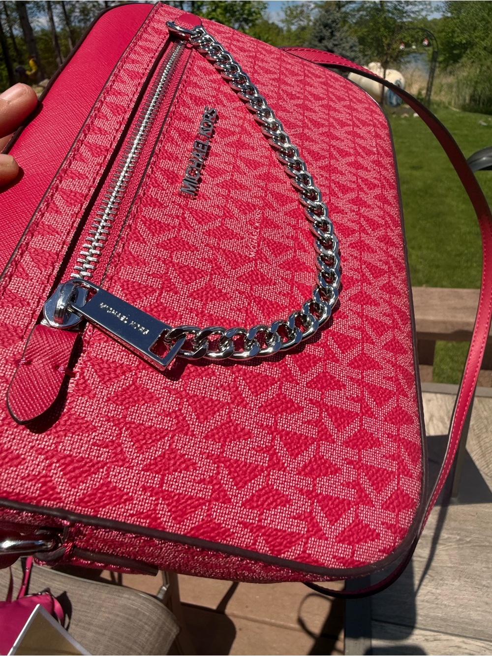 NWT Michael Kors Jet Set Large East West Chain
Crossbody Bag Dragonfruit - Picture 7 of 8